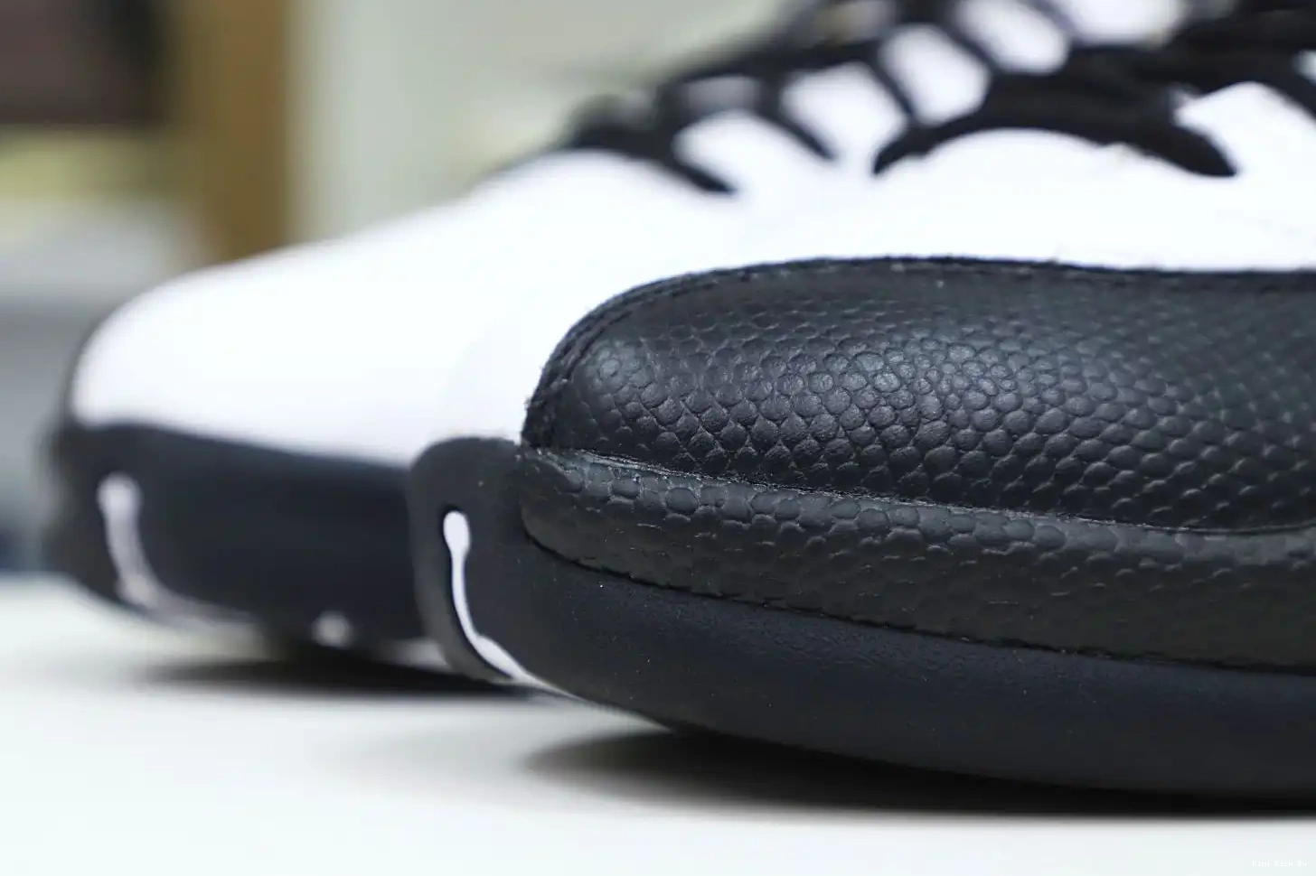 12 AIR Kimikick 'ROYALTY' RETRO JORDAN 0413